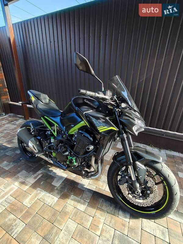 Мотоцикл Без обтекателей (Naked bike) Kawasaki Z900 2021 в Белогородке фото 8 Мотоцикл Без обтекателей (Naked bike) Kawasaki Z900 2021 в Белогородке