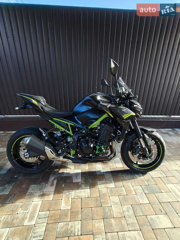 Мотоцикл Без обтекателей (Naked bike) Kawasaki Z900 2021 в Белогородке фото Мотоцикл Без обтекателей (Naked bike) Kawasaki Z900 2021 в Белогородке