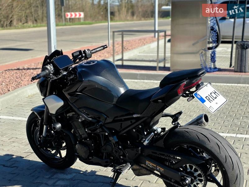 Мотоцикл Без обтекателей (Naked bike) Kawasaki Z900 2025 в Тараще