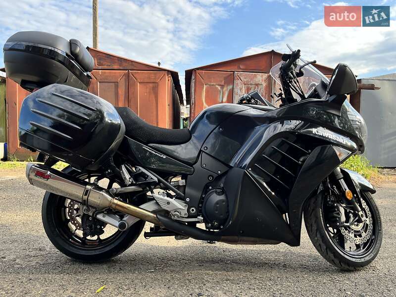 Мотоцикл Спорт-туризм Kawasaki ZG 1400 2015 в Львове фото 2 Мотоцикл Спорт-туризм Kawasaki ZG 1400 2015 в Львове
