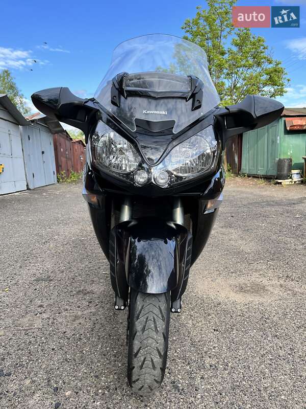 Мотоцикл Спорт-туризм Kawasaki ZG 1400 2015 в Львове фото 10 Мотоцикл Спорт-туризм Kawasaki ZG 1400 2015 в Львове