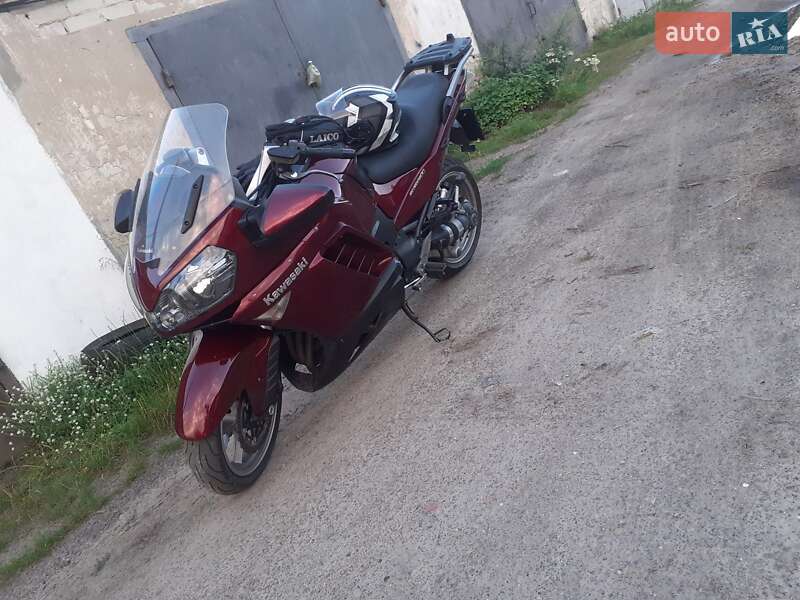 Мотоцикл Спорт-туризм Kawasaki ZG 1400 2008 в Сарнах