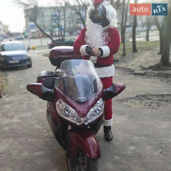 Мотоцикл Спорт-туризм Kawasaki ZG 1400 2008 в Сарнах