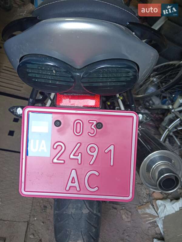 Мотоцикл Классік Kawasaki ZR 7S 2004 в Нововолинську