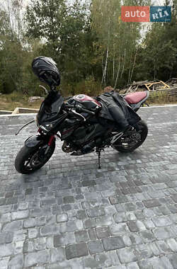 Спортбайк Kawasaki ZR 2016 в 