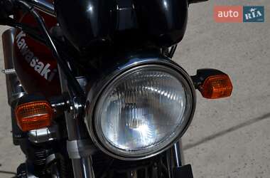 Мотоцикл Классик Kawasaki ZR 2001 в 