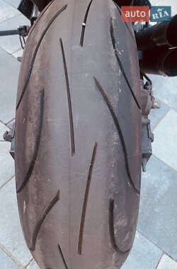Мотоцикл Без обтекателей (Naked bike) Kawasaki ZR 2004 в 