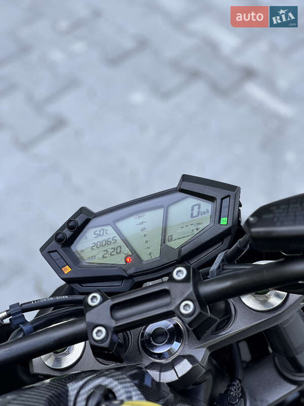 Мотоцикл Без обтекателей (Naked bike) Kawasaki ZR 2015 в Львове фото 15 Мотоцикл Без обтекателей (Naked bike) Kawasaki ZR 2015 в Львове