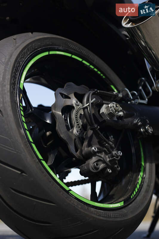 Спортбайк Kawasaki ZX 14 2015 в Хмельницькому