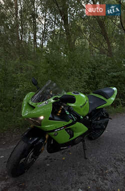Спортбайк Kawasaki ZX 6R 636 2005 в Броварах
