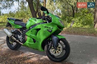 Спортбайк Kawasaki ZX 6R 1998 в Калиті