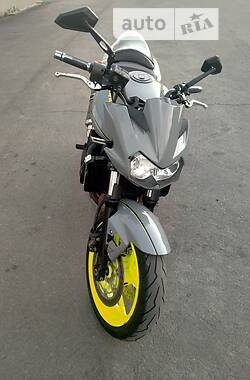 Мотоцикл Спорт-туризм Kawasaki ZX 750F 2004 в 