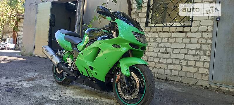 Спортбайк Kawasaki ZX 9R 1995 в Одессе