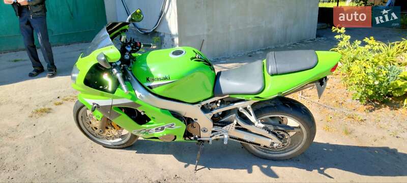 Спортбайк Kawasaki ZX 9R 2005 в Житомирі