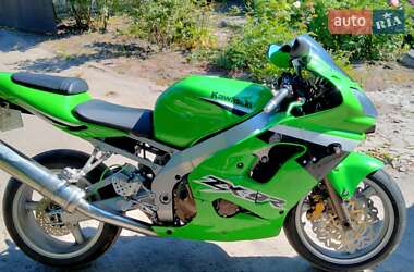 Спортбайк Kawasaki ZX 9R 2005 в 