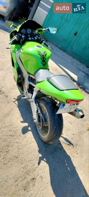Спортбайк Kawasaki ZX 9R 2005 в Житомирі
