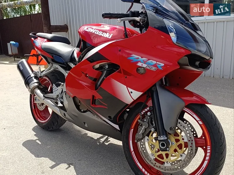 Kawasaki ZX 9R 2001