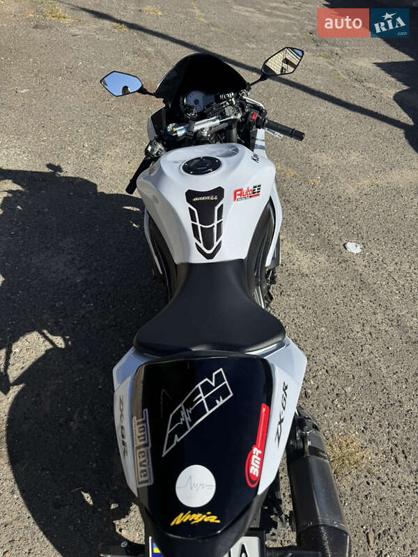 Спортбайк Kawasaki ZX 2011 в Николаеве