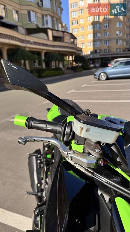 Мотоцикл Без обтікачів (Naked bike) Kawasaki ZX 2010 в Києві
