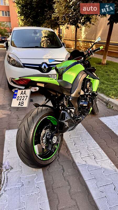 Мотоцикл Без обтікачів (Naked bike) Kawasaki ZX 2010 в Києві