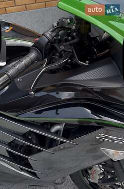 Мотоцикл Спорт-туризм Kawasaki ZZR 1400 2019 в 