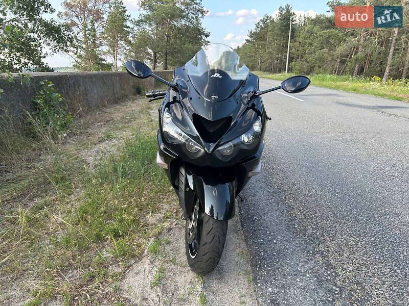 Спортбайк Kawasaki ZZR 1400 2016 в Киеве