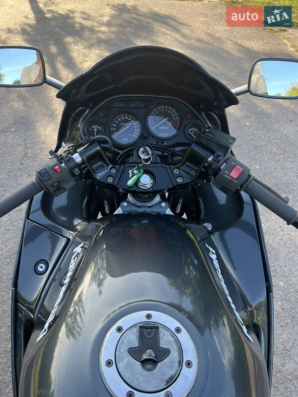 Мотоцикл Спорт-туризм Kawasaki ZZR 400-2 2000 в Бышеве