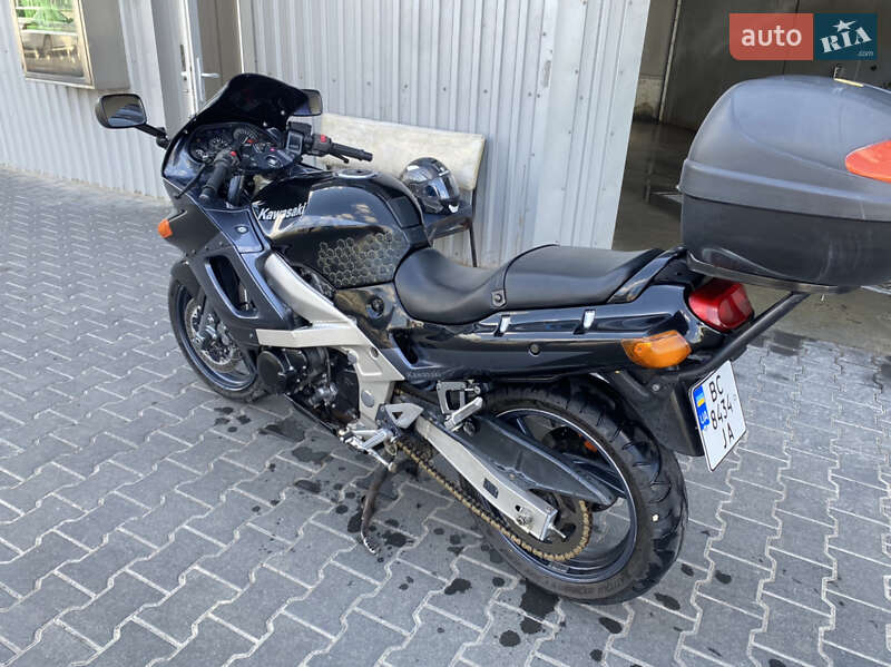 Мотоцикл Спорт-туризм Kawasaki ZZR 400 2000 в Тернополе