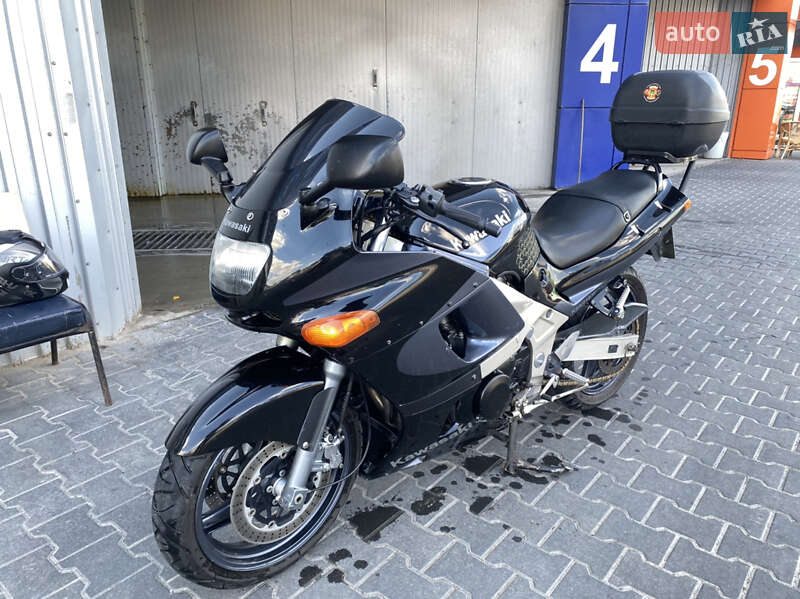 Мотоцикл Спорт-туризм Kawasaki ZZR 400 2000 в Тернополе