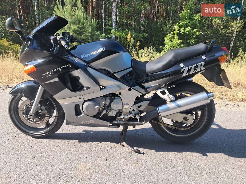 Мотоцикл Спорт-туризм Kawasaki ZZR 600 1999 в Житомире фото 7 Мотоцикл Спорт-туризм Kawasaki ZZR 600 1999 в Житомире