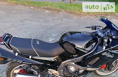 Мотоциклы Kawasaki ZZR 1996 в Дубно