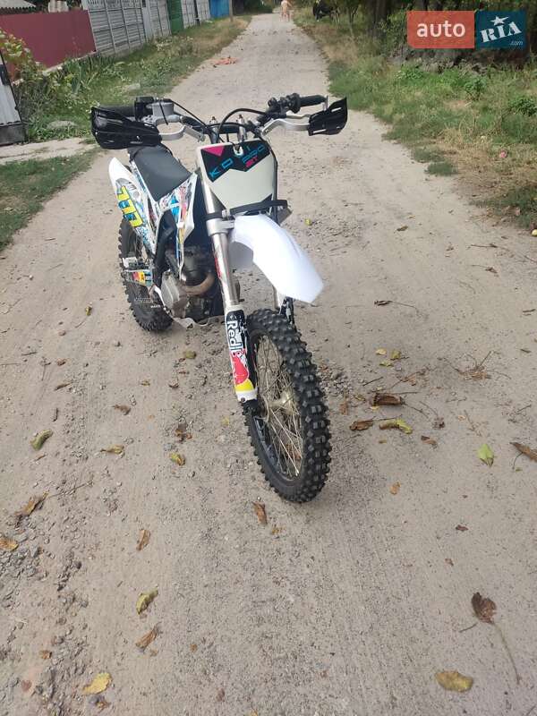 Горные снегоходы Kayo K4 Enduro 2021 в 