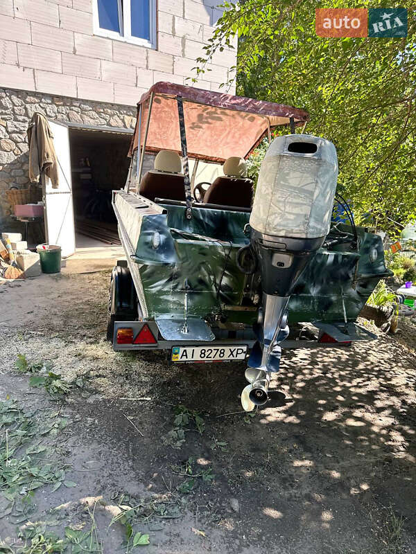 Човен Казанка 5М2 2010 в Ржищеві