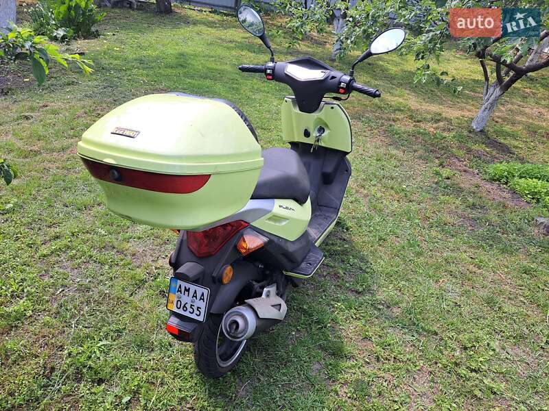 Скутер Keeway Flash 2007 в Малине
