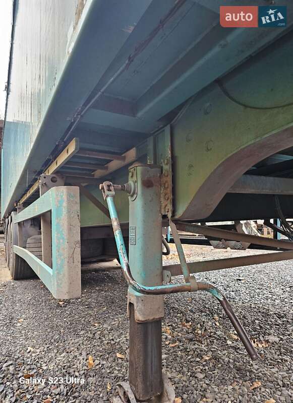 Самосвал полуприцеп Kempf SKD 34-3 2005 в Кривом Роге