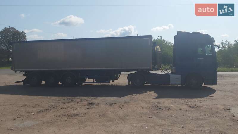 Зерновоз - полуприцеп Kempf SKM 2015 в Конотопе
