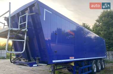 Зерновоз - полуприцеп Kempf SKM 2015 в Коломые