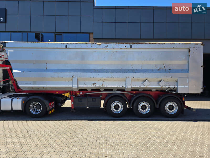 Самоскид причіп Kempf SKM 2015 в Рівному