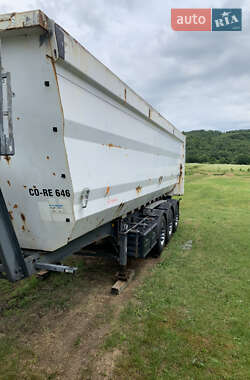 Самоскид напівпричіп Kempf SKM 2010 в Ужгороді