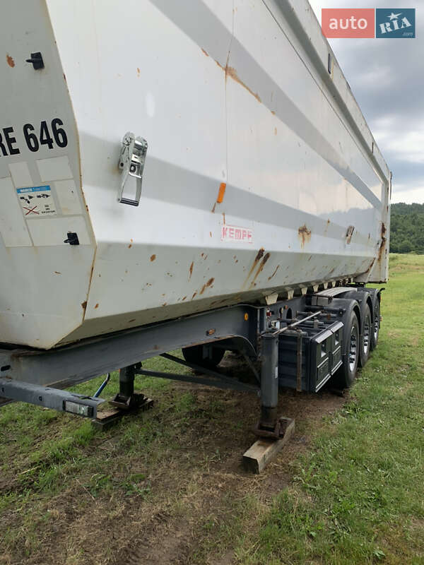 Самосвал полуприцеп Kempf SKM 2010 в Ужгороде