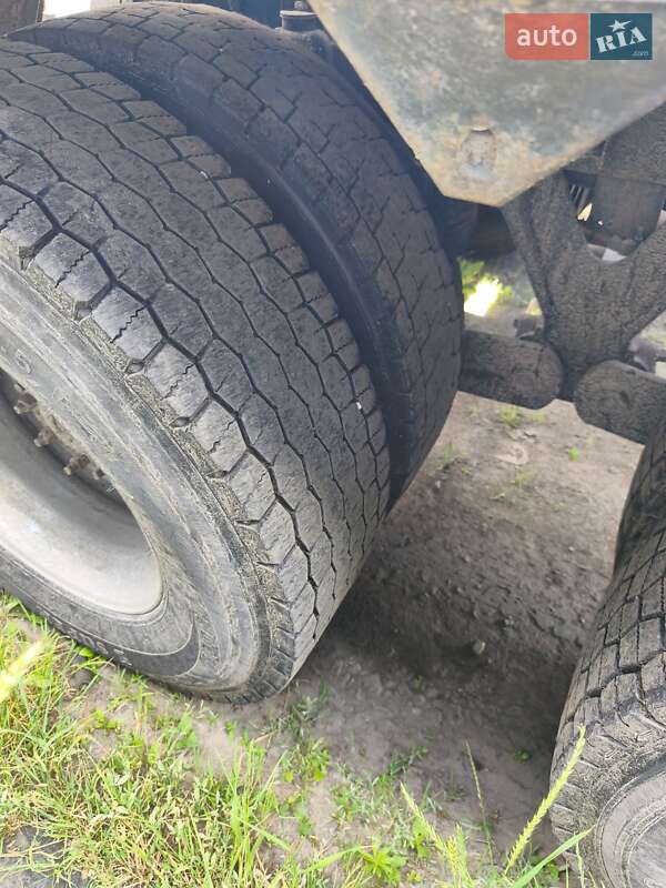 Тягач Kenworth T2000 2002 в Калиновке