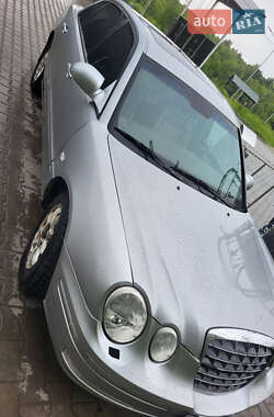 Седан Kia Amanti 2005 в Львове