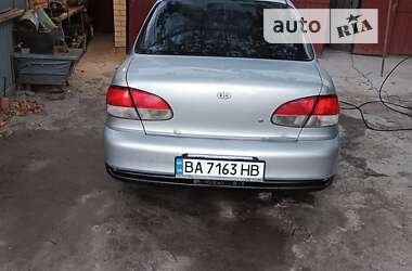 Седан Kia Avella 1999 в 