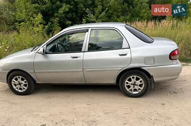 Седан Kia Avella 1997 в Полтаве