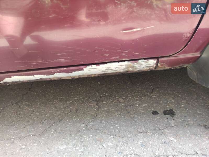 Седан Kia Avella 1997 в Краматорске