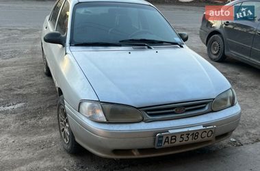 Седан Kia Avella 1997 в Виннице