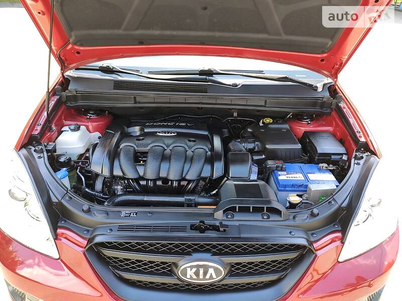 Мінівен Kia Carens 2008 в Козятині