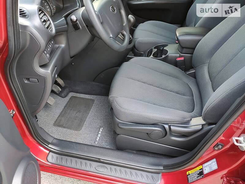 Мінівен Kia Carens 2008 в Козятині