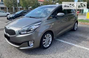 Минивэн Kia Carens 2015 в Здолбунове