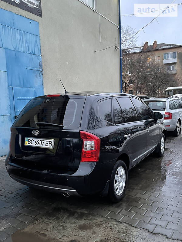 Мінівен Kia Carens 2007 в Дрогобичі